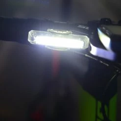 Éclairage Vélo Avant Rechargeable USB Ultratorch Slimline Oxford -Garde-Boue Vélo Soldes eclairage velo avant rechargeable usb ultratorch slimline oxford full 3