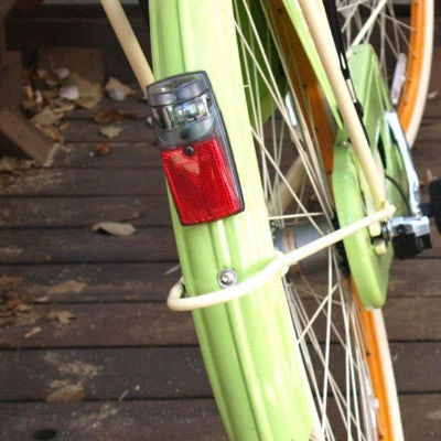 Ikzi Light Feu De Vélo Arrière Sur Garde Boue à Pile 5 Ikzi Light Feu De Vélo Arrière Sur Garde Boue à Pile – Image 3