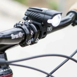 Feu Vélo Avant USB étanche NiteRider Swift 500 Lumens 10 Feu Vélo Avant USB étanche NiteRider Swift 500 Lumens -Garde-Boue Vélo Soldes feu velo avant usb etanche niterider swift 500 lumens full 3