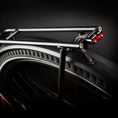 Feu Vélo Dynamo Sur Porte-bagages E3 Tail Light 2 Supernova 4 Feu Vélo Dynamo Sur Porte-bagages E3 Tail Light 2 Supernova – Image 2