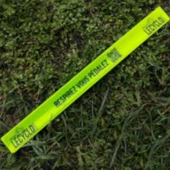 Goodie : Bracelet De Sécurité Réfléchissant LeCyclo.com -Garde-Boue Vélo Soldes goodie bracelet de securite reflechissant lecyclo com full 3