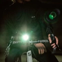 Lampe Vélo Avant Kryptonite Incite X6 60 Lux 12 Lampe Vélo Avant Kryptonite Incite X6 60 Lux -Garde-Boue Vélo Soldes lampe velo avant kryptonite incite x6 60 lux full 5