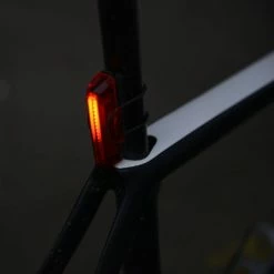 Phare Arrière Vélo Rechargeable USB Slimline Ultratorch Oxford -Garde-Boue Vélo Soldes phare arriere velo rechargeable usb slimline ultratorch oxford full 4