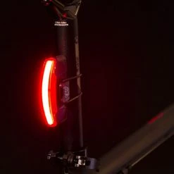 Set Feux Vélo Rechargeables USB Avant Et Arrière Arco Spanninga -Garde-Boue Vélo Soldes set feux velo rechargeables usb avant et arriere arco spanninga full 6