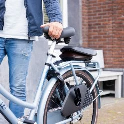 Siège Vélo Arrière Enfant 6 à 10 Ans One Junior Bobike -Garde-Boue Vélo Soldes siege arriere veloBobike One Junior